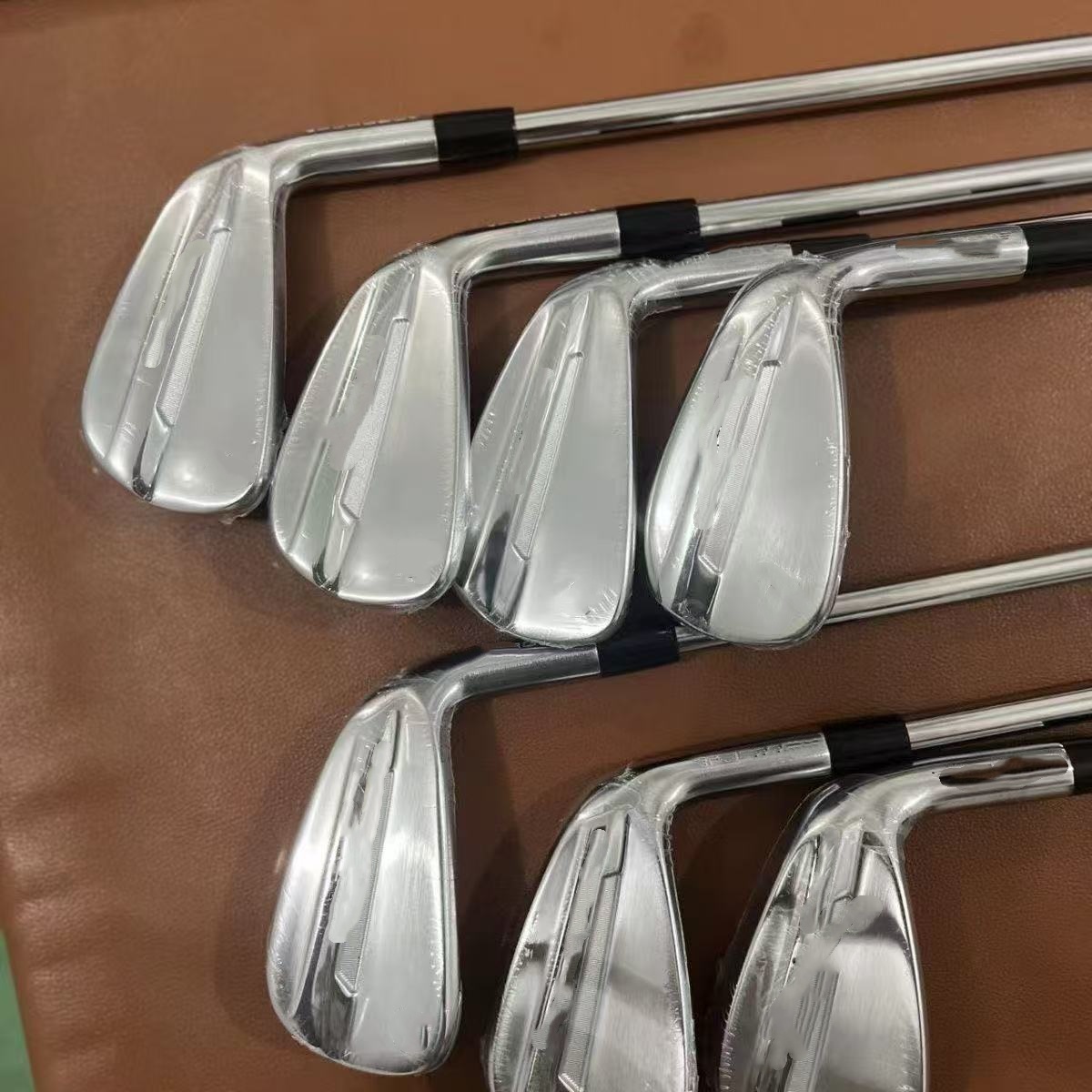 Gorąca Wyprzedaż Chiny 90 Żela – Golf Club Iron Set recenzja i cena